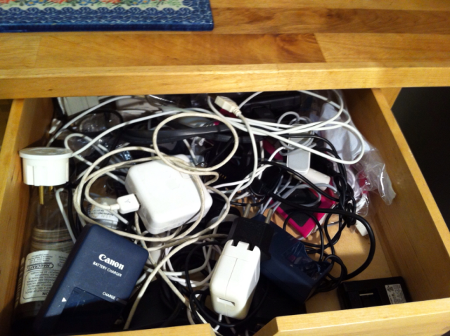 通用充電器連接器：好主意？