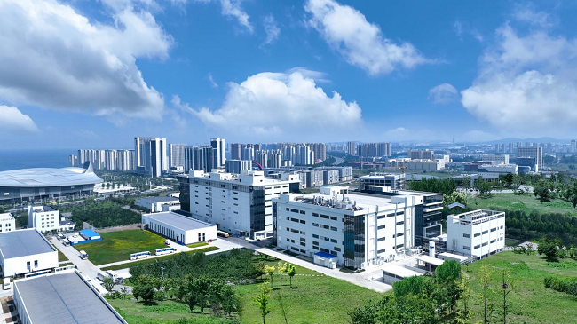 Raythink燧石技術雙光測溫卡片熱像儀發(fā)布，狹小空間、近距離溫度可視化神器