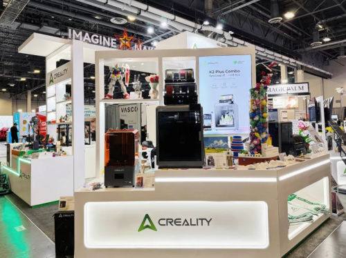 創(chuàng)想三維多款新品亮相CES 2025，多色打印觸手可及