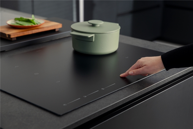 以玻璃為媒，與改革同頻：肖特玻璃從產(chǎn)業(yè)鏈“隱形”處引爆創(chuàng)新