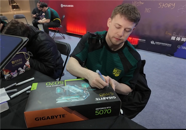 技嘉鼎力贊助值得買電競節(jié)，護(hù)航CS2精英挑戰(zhàn)賽