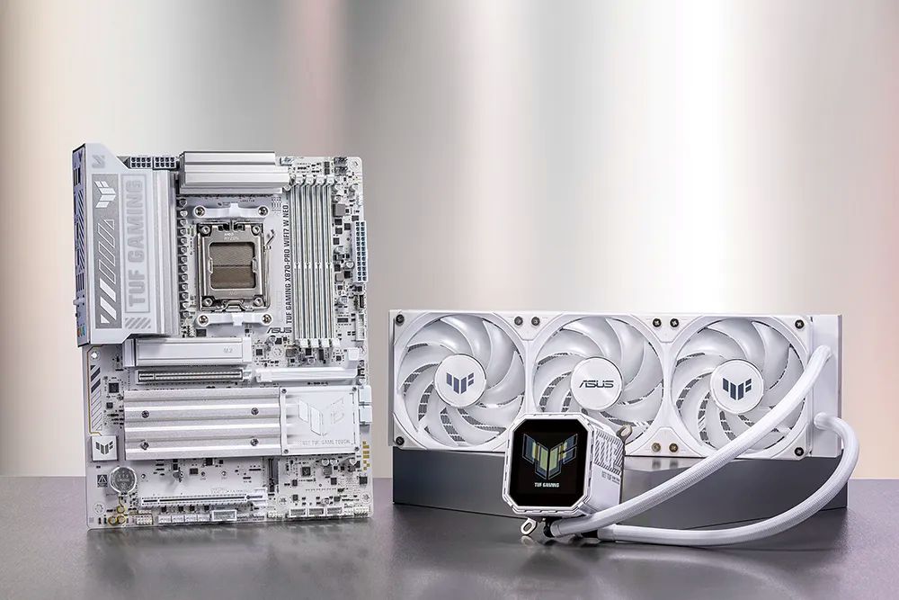 用華碩X870E/X870主板打造9850X3D硬核主機