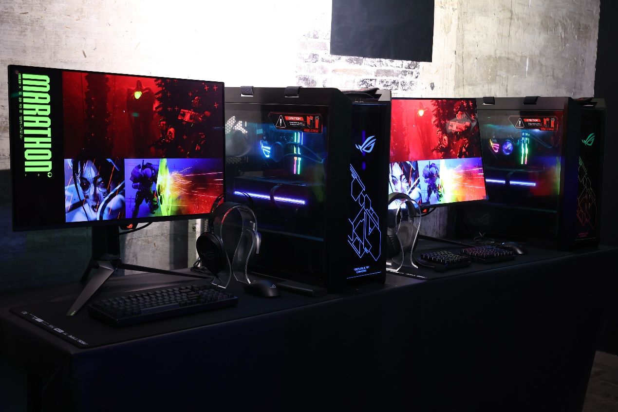 華碩主板護(hù)航《失落星船：馬拉松》試玩會(huì)