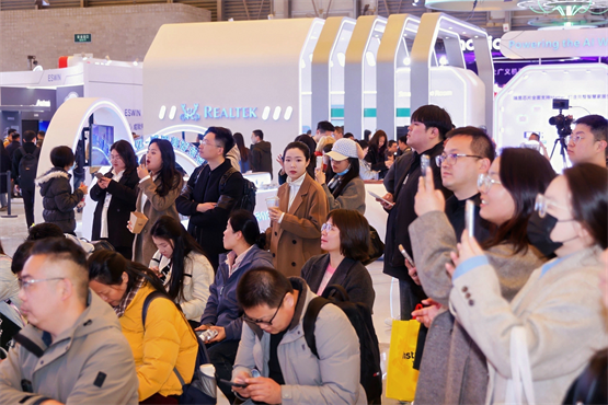 銳億剃須刀創(chuàng)新升級(jí)，實(shí)力榮獲AWE艾普蘭獎(jiǎng)