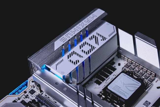 ROG Z890 APEX主板創(chuàng)200S Plus超頻新紀錄