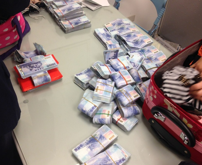 獎(jiǎng)金比年薪多，臺(tái)積電新手工程師從不加班，1年買(mǎi)保時(shí)捷？