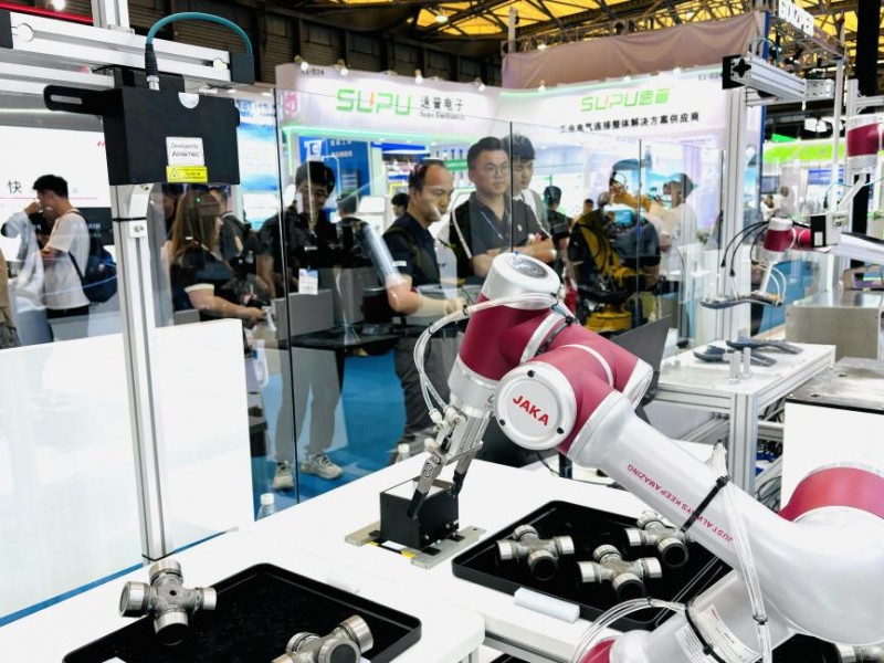 向新而行 智領(lǐng)未來！中科融合光學智能傳感新質(zhì)生產(chǎn)力 賦能汽車智能制造