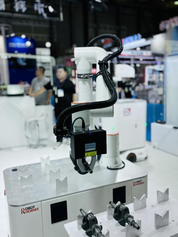 向新而行 智領(lǐng)未來！中科融合光學智能傳感新質(zhì)生產(chǎn)力 賦能汽車智能制造