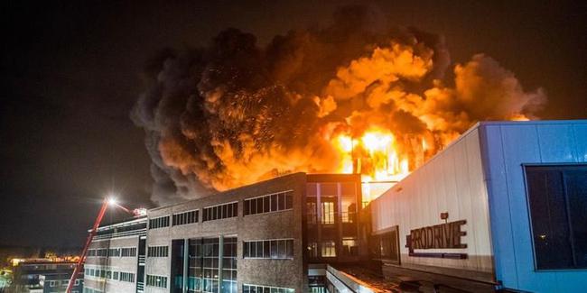 突發(fā)！ASML光刻機(jī)工廠發(fā)生火災(zāi)