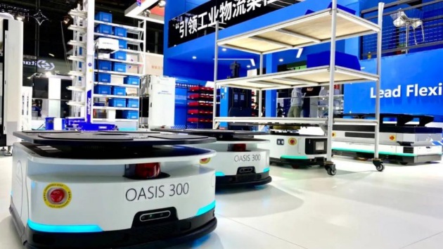 【斯坦德機(jī)器人】出征東京，展現(xiàn)“中國(guó)智造”新實(shí)力