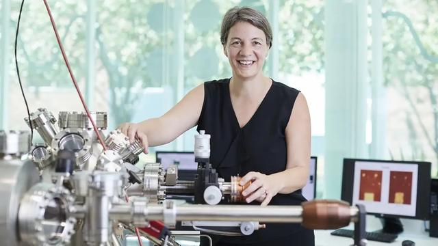 重大突破！世界首個(gè)原子級(jí)量子集成電路誕生