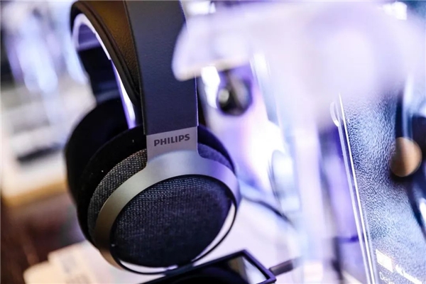 飛利浦Fidelio X3，旗艦級(jí)開放HIFI耳機(jī)展現(xiàn)音樂細(xì)節(jié)魅力