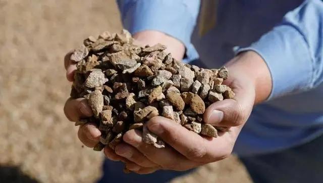 中國重拳回?fù)魵W美制裁：斷供稀土！