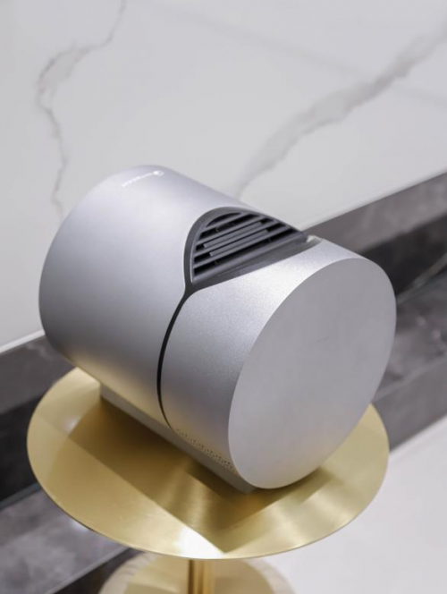 測評丨超清時代來臨，三款4K高端投影機對比