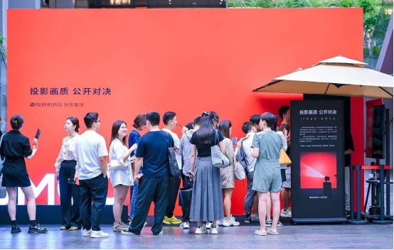 拆解家用投影核心參數(shù)，選投影認(rèn)準(zhǔn)三色激光光源