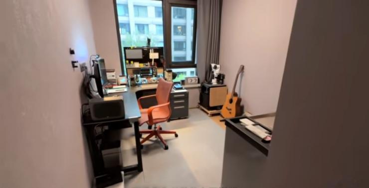 看完稚暉君的工作臺，我慕了~