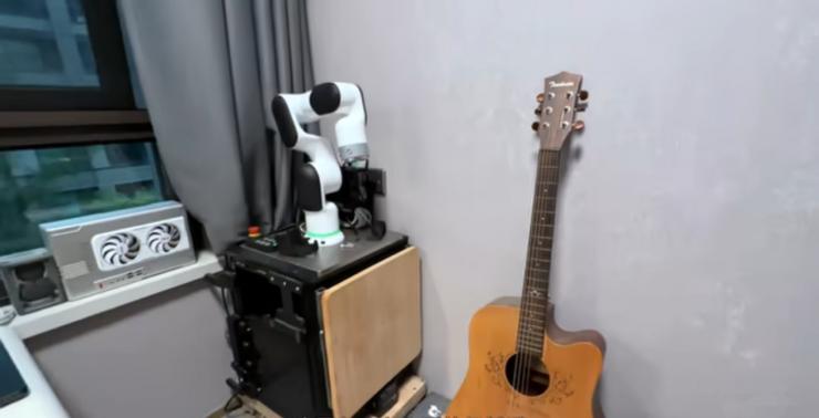 看完稚暉君的工作臺，我慕了~