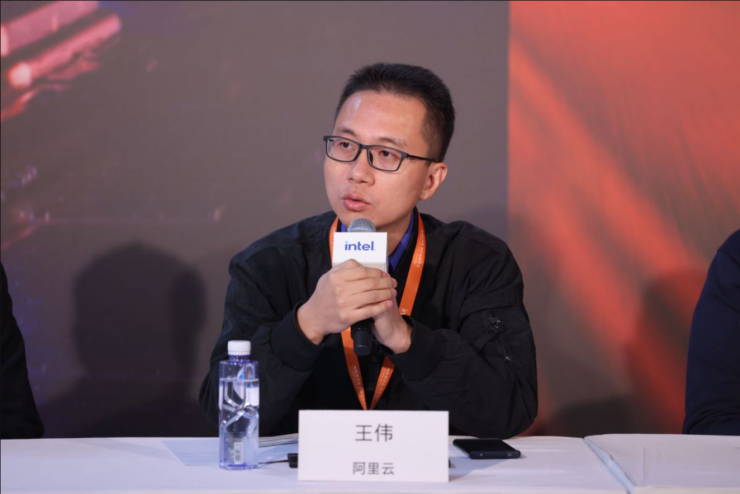 英特爾推出兩款全新處理器，AI PC元年大幕即將開啟！