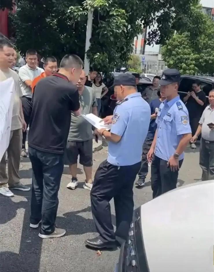 老板跑路！曝東莞一電子廠惡意欠款上千萬