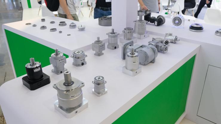 尼得科傳動技術，助力機器人產業(yè)走上快車道！