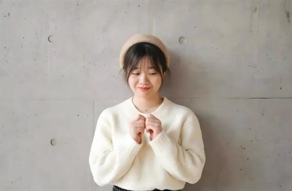 雷軍親自挖人！千萬年薪招攬95后天才少女“AI小蘿莉”