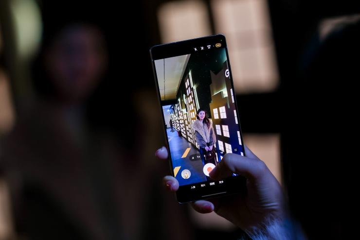 三星Galaxy S25系列發(fā)布：AI驅(qū)動的智能手機新紀(jì)元