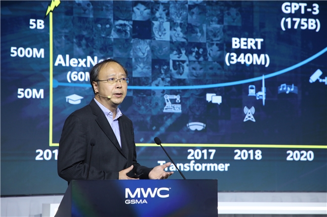 突破瓶頸！英特爾Battlematrix方案解鎖企業(yè)級AI推理新可能