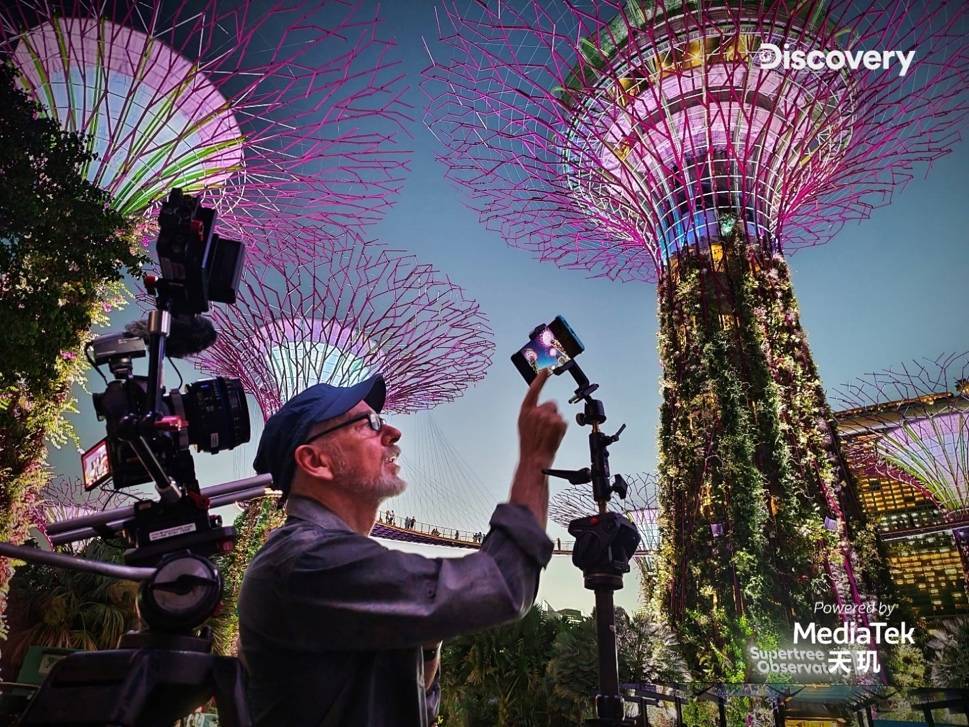 天璣9200支持電影模式，自動追焦配合背景虛化，零基礎(chǔ)也能拍大片