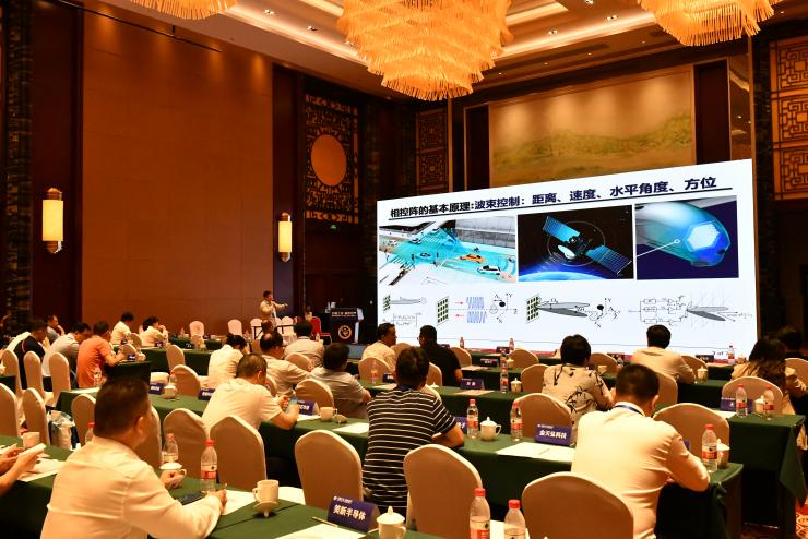 新能源汽車和智能網(wǎng)聯(lián)汽車“車芯協(xié)同”創(chuàng)新與產(chǎn)業(yè)發(fā)展論壇成功舉辦