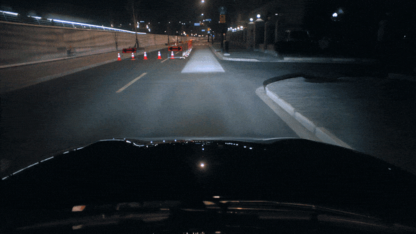 蔚來ET9搭載艾邁斯歐司朗智能多像素LED產(chǎn)品EVIYOS HD 25