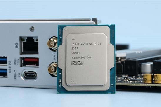 千元神U對決：酷睿Ultra 5 230F制勝，游戲、AI都領(lǐng)先