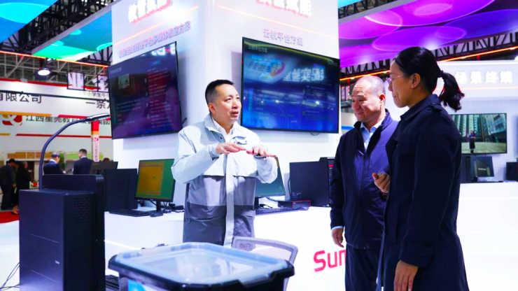 中科可控亮相教裝展，從“芯”到“端”筑基智慧教育