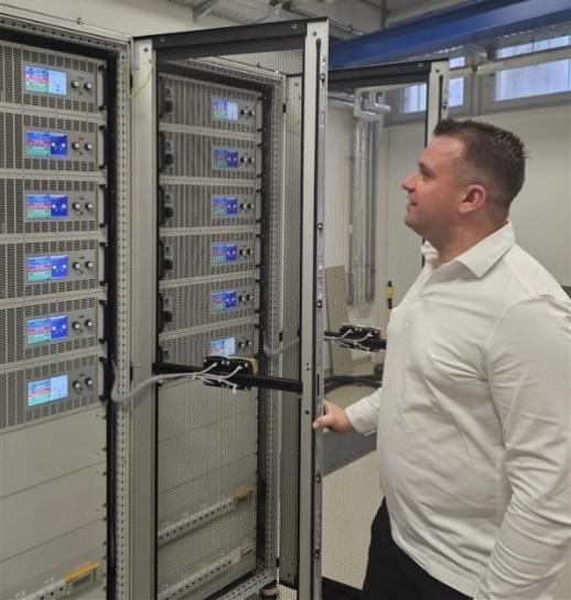 【泰克×零碳未來】系列之一：泰克助力航空電氣化發(fā)展，為E2AGLE測(cè)試平臺(tái)供電