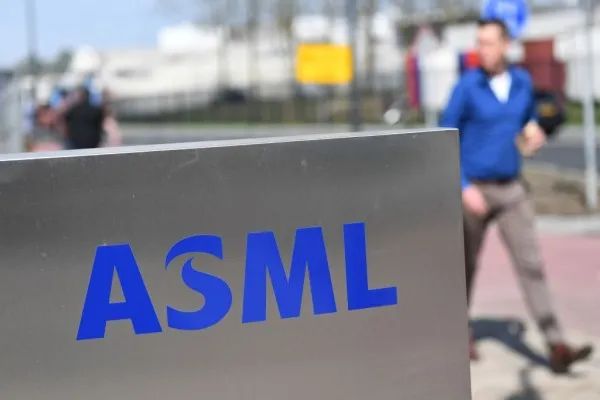 專有技術(shù)被中國員工竊取，ASML?進(jìn)退兩難！
