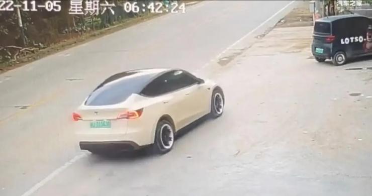 潮州特斯拉事故鑒定報告出爐，家屬不服！