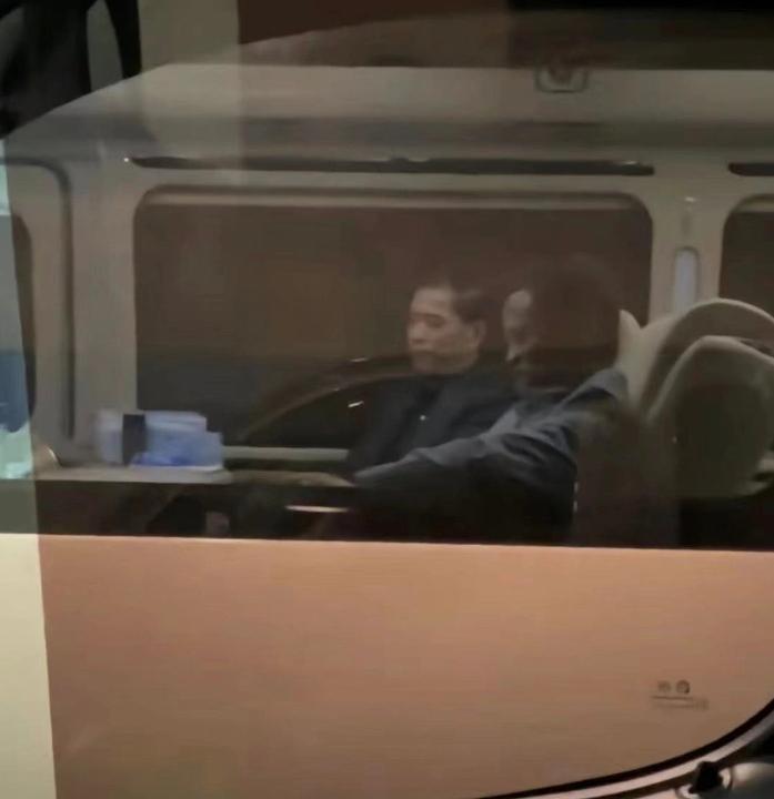 馬云回國(guó)，現(xiàn)身杭州大談?ChatGPT，支付寶高管大變動(dòng)！