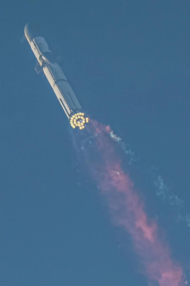 「星艦」發(fā)射 4 分鐘爆炸解體，SpaceX：審查數(shù)據(jù)下次測試