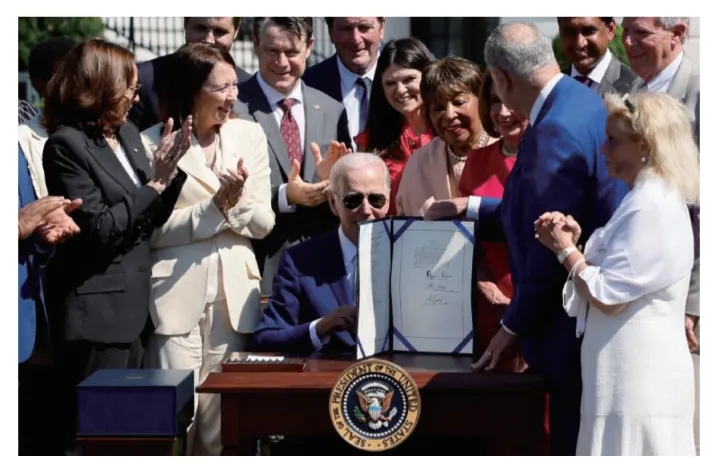 芯片設(shè)計(jì)基石——解碼EDA斷供背后的霸權(quán)邏輯及國產(chǎn)EDA突圍之路