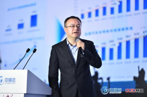 新汽車(chē),“芯”機(jī)遇 四維圖新以“芯片+數(shù)據(jù)+算法”閉環(huán)賦能汽車(chē)智能化