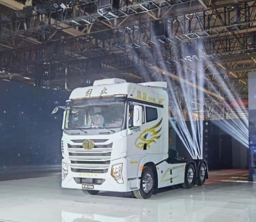 解放鷹途全新上市 搭載中寰衛(wèi)星PCC預(yù)見(jiàn)性巡航