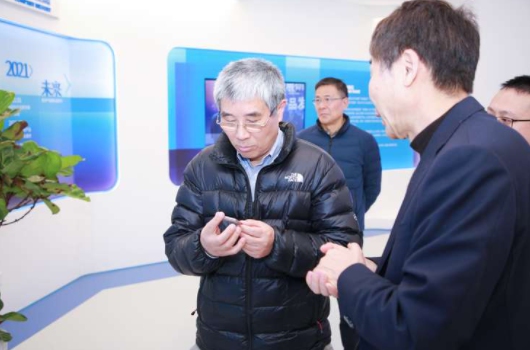上海市經(jīng)濟和信息化委員會傅新華副主任一行調(diào)研天數(shù)智芯