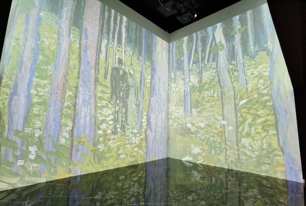 光影交織 梵高再現(xiàn) -- FUJIFILM投影項(xiàng)目賞析