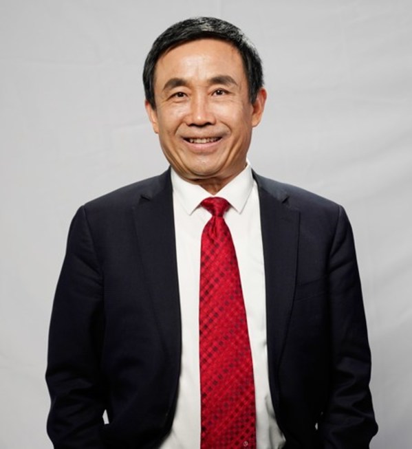 東華軟件股份公司董事長薛向東