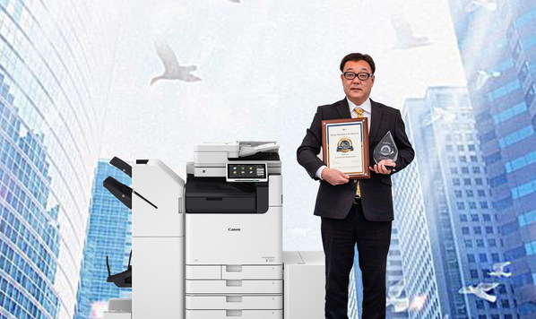 佳能數(shù)碼復合機摘得兩項BLI大獎 佳能數(shù)碼復合機摘得兩項BLI大獎