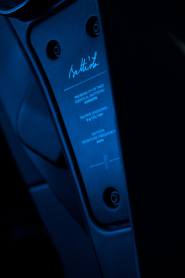 Automobili Pininfarina Battista Sound 4 -> Automobili Pininfarina Battista Sound 4 Automobili Pininfarina Battista Sound 4 -> Automobili Pininfarina Battista Sound 4