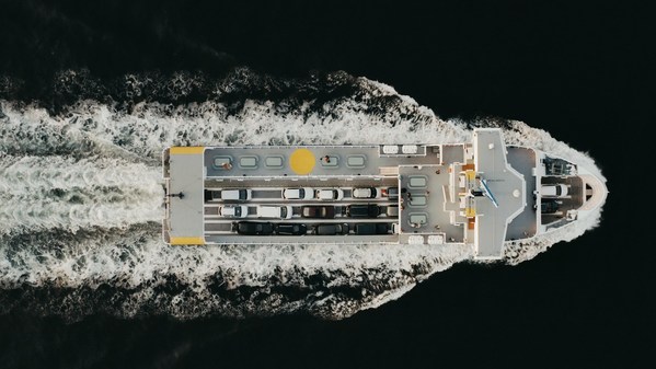 丹佛斯提供全船套直流組網(wǎng)電推系統(tǒng)以及電池管理系統(tǒng)的為愛倫號渡輪已于2019年在丹麥投入運(yùn)營