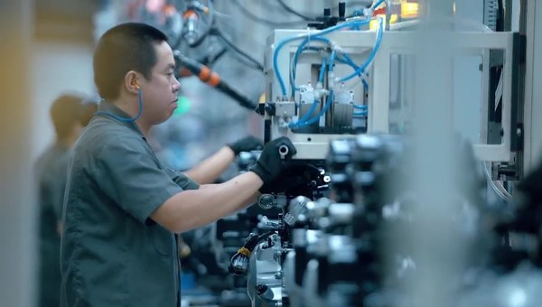 國(guó)貨之光：柏中（Bossard）與隆鑫攜手打造VOGE無極摩托車