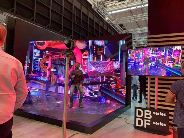 視爵光旭西班牙巴塞羅那ISE 2022展會現(xiàn)場  xR虛擬拍攝室