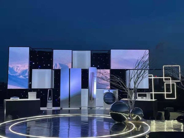 美的集團(tuán)登上央視《焦點(diǎn)訪談》 以科技引領(lǐng)中國(guó)家電崛起