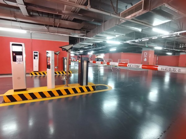 科拓股份與華潤首個集采高端商業(yè)綜合體項(xiàng)目 -- 武漢萬象城華麗揭幕